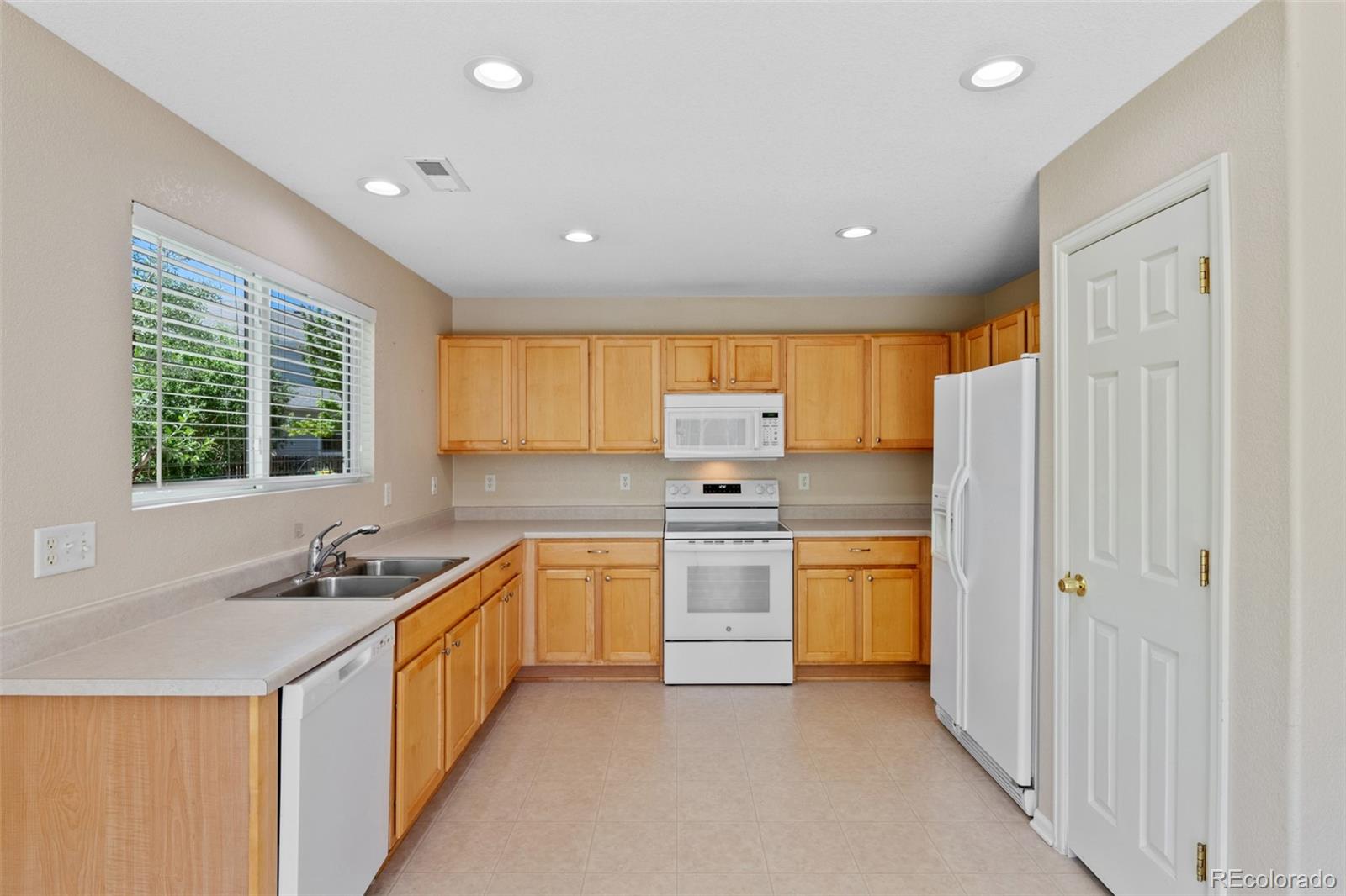 MLS Image #9 for 16256 e otero place ,englewood, Colorado