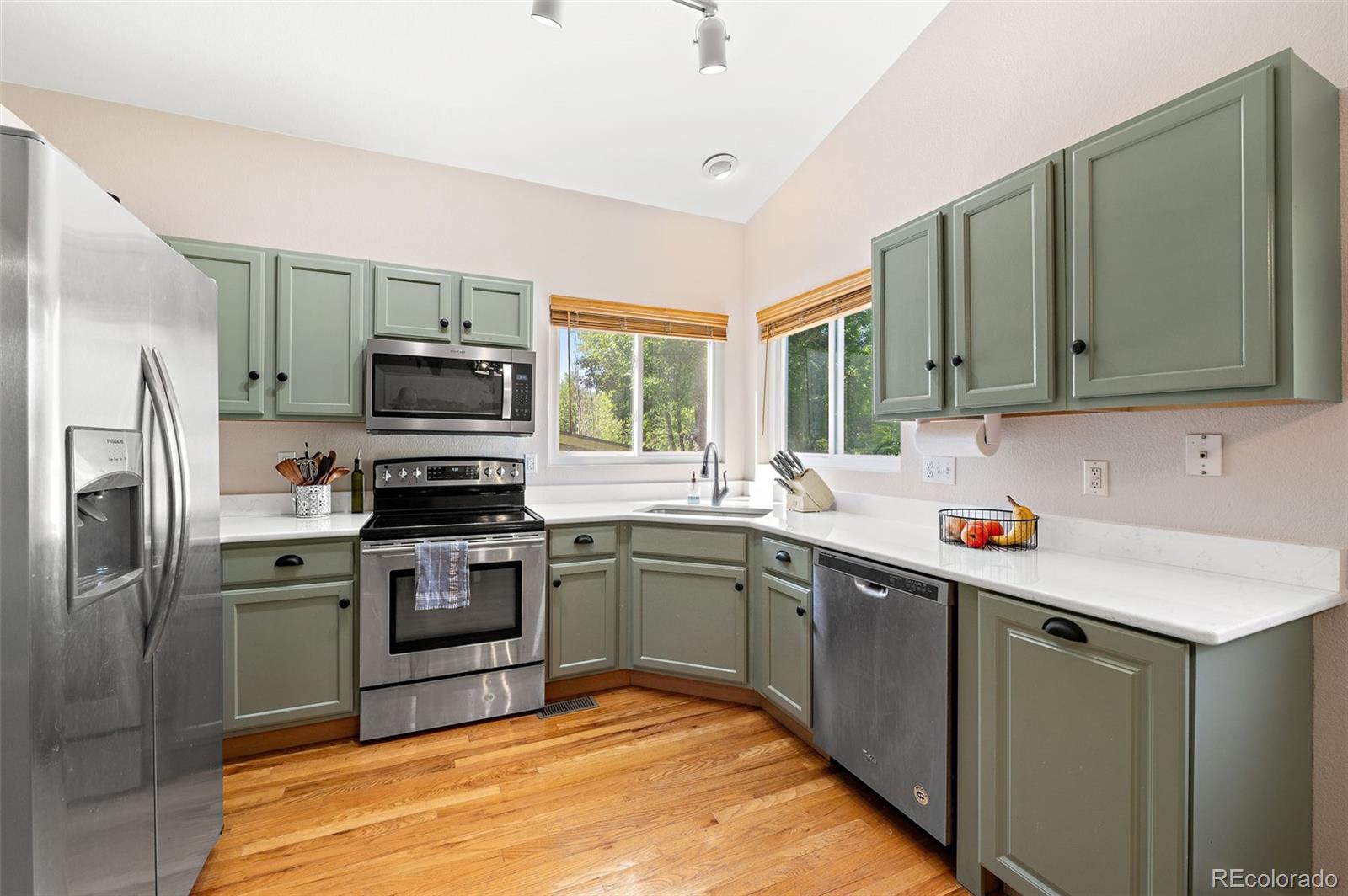 MLS Image #11 for 11777  elizabeth circle,thornton, Colorado