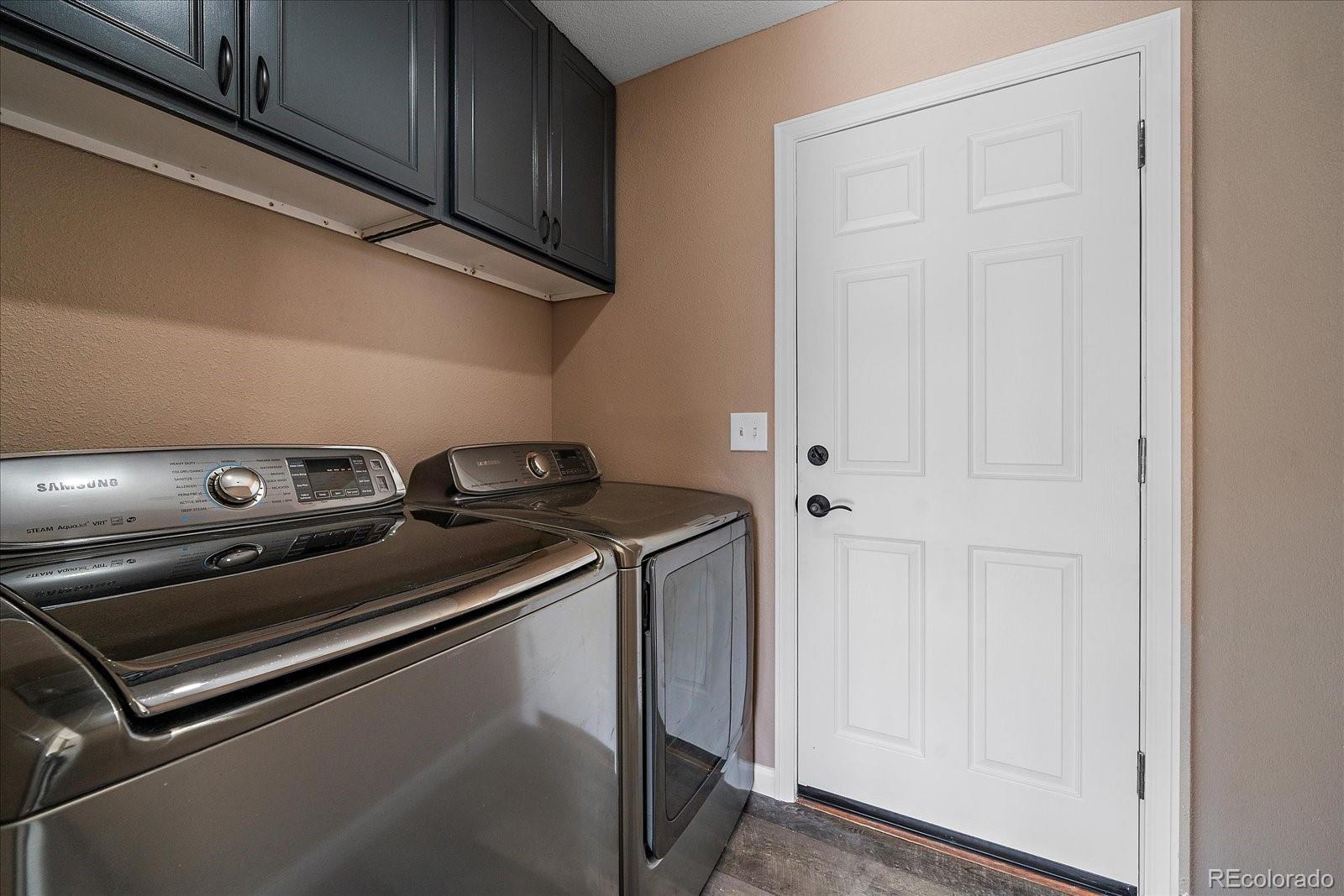 MLS Image #12 for 2404 s genoa way,aurora, Colorado