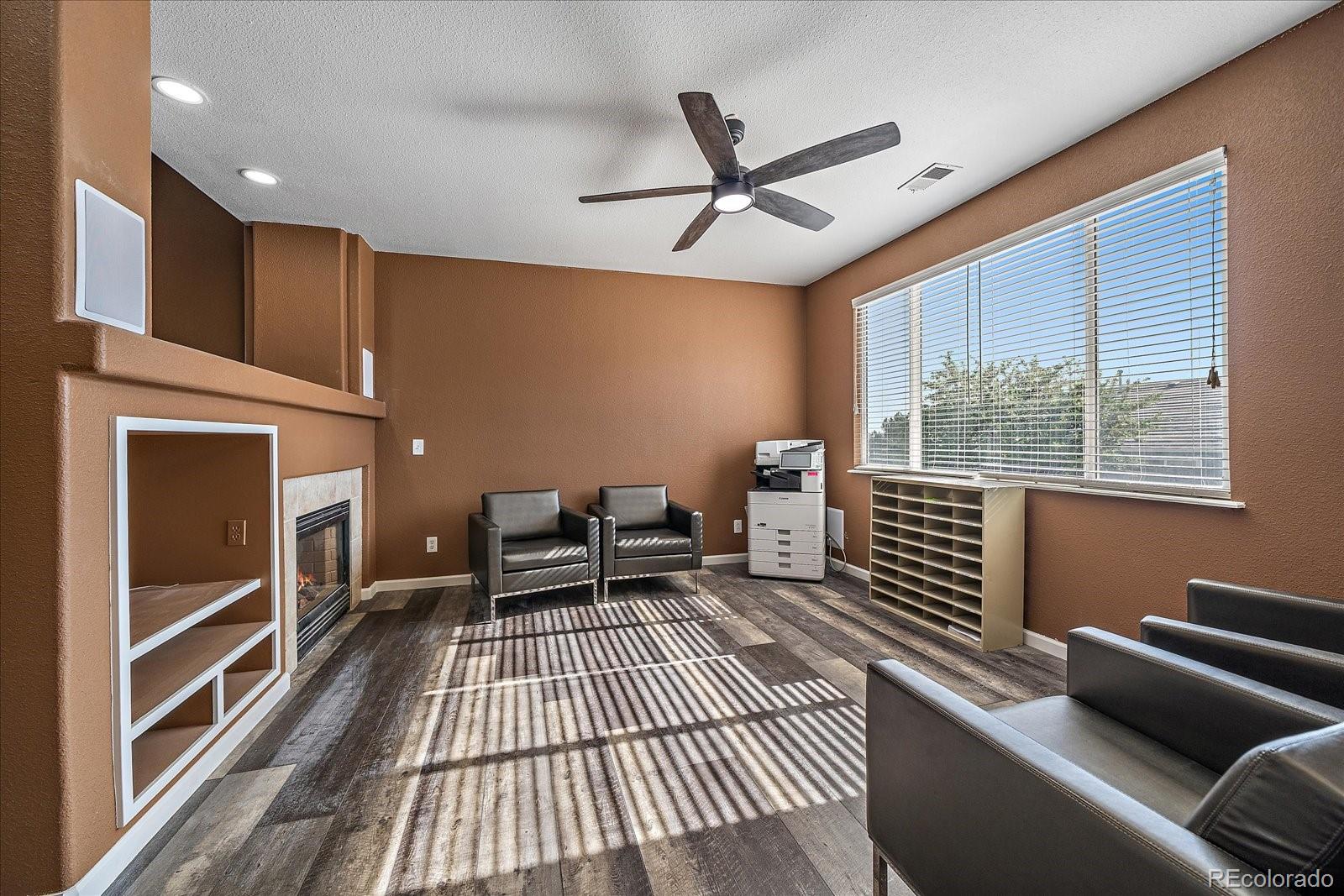 MLS Image #5 for 2404 s genoa way,aurora, Colorado