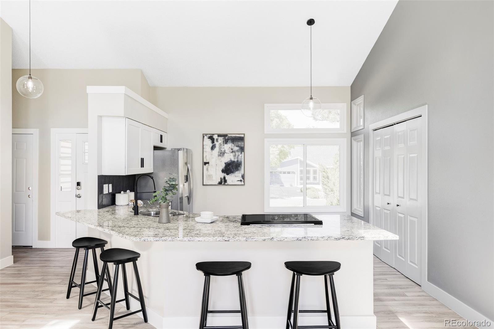 MLS Image #4 for 3328 s danube street,aurora, Colorado