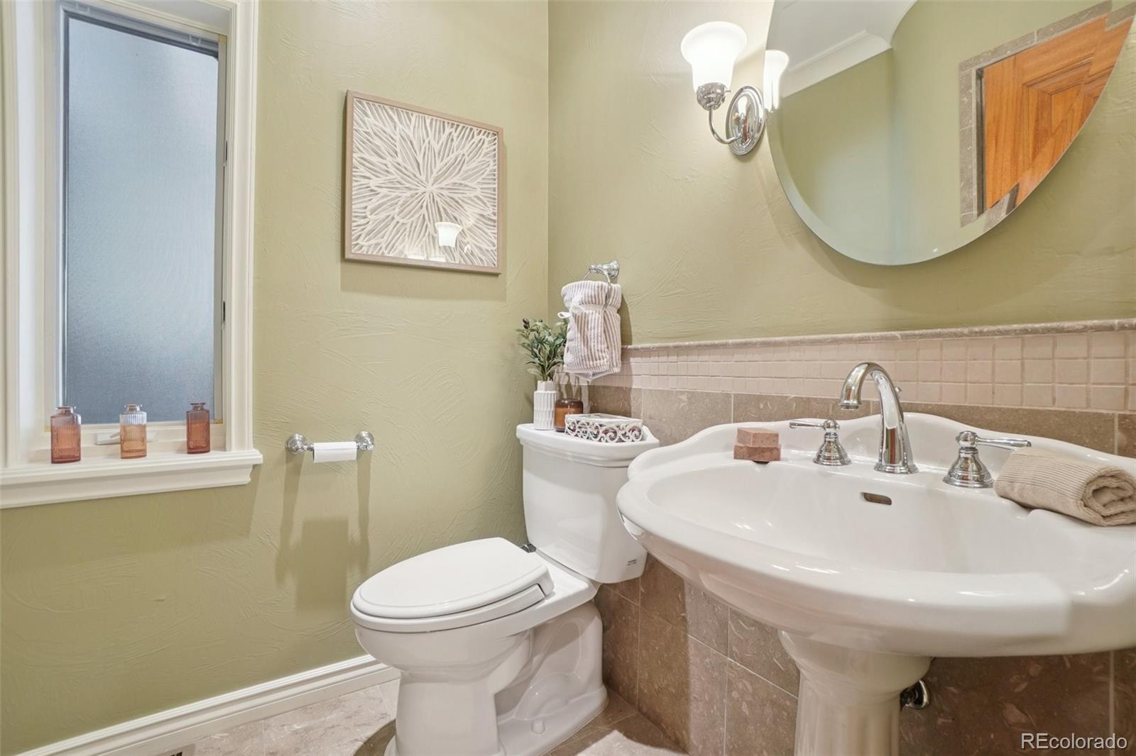 MLS Image #17 for 5530 e 6th avenue parkway,denver, Colorado