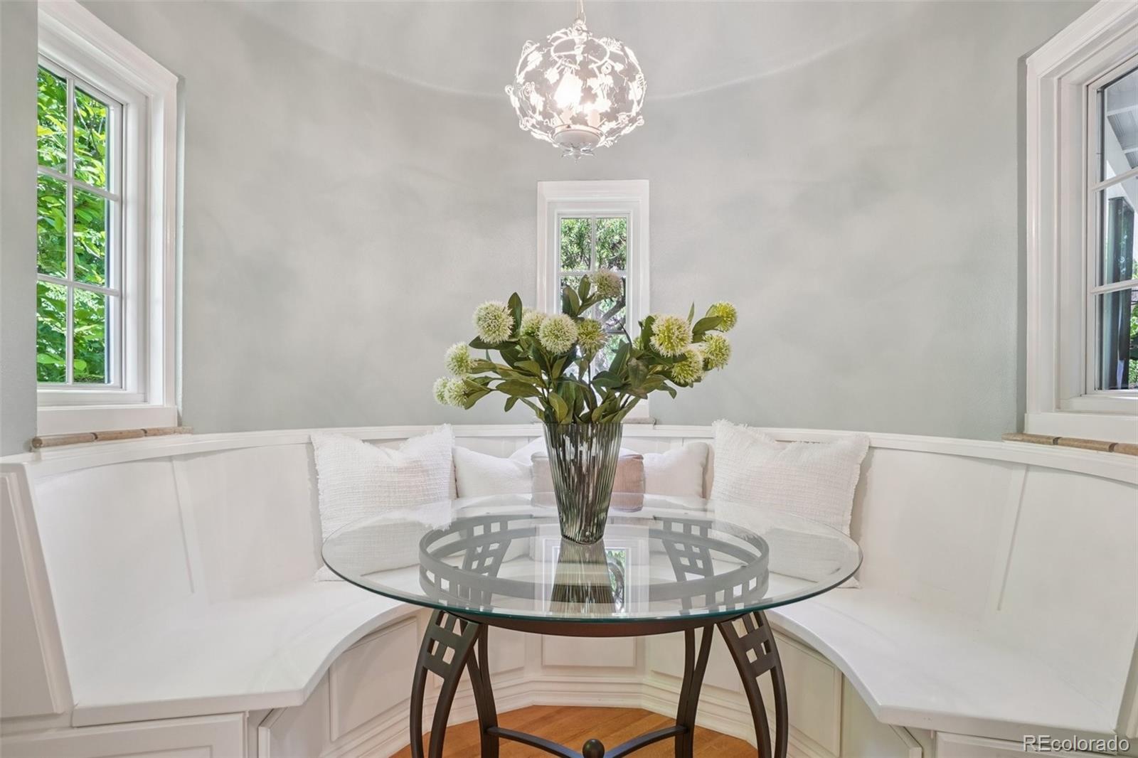 MLS Image #9 for 5530 e 6th avenue parkway,denver, Colorado