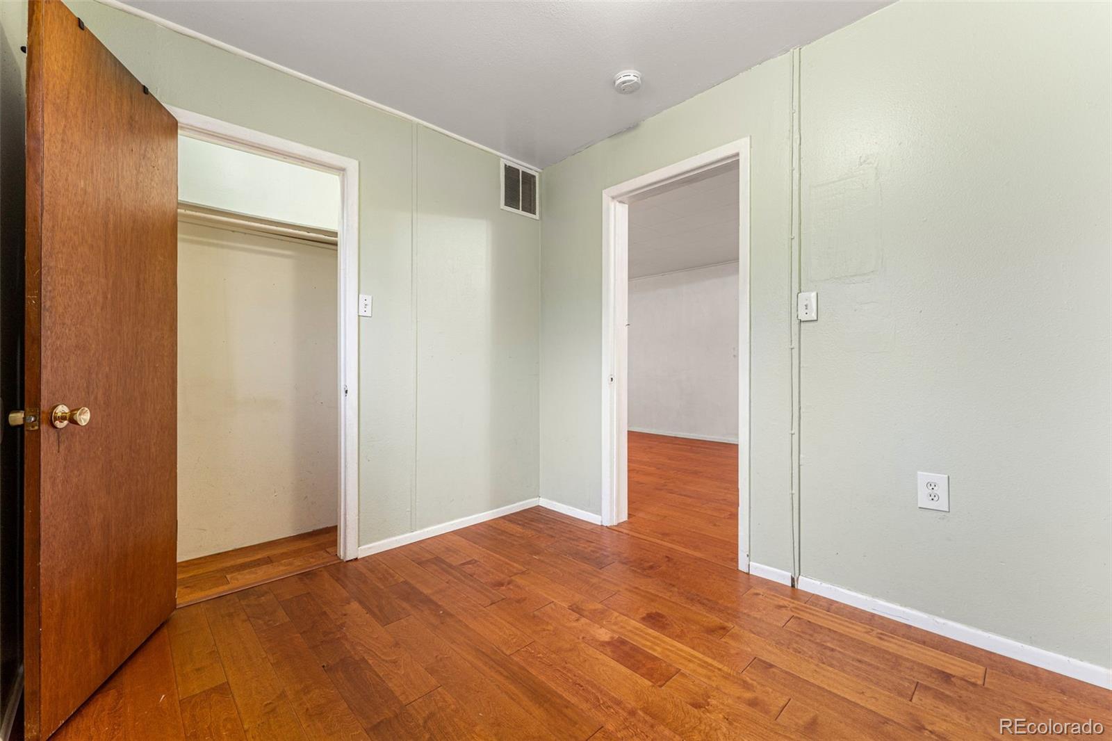 MLS Image #10 for 2515  ames street,edgewater, Colorado