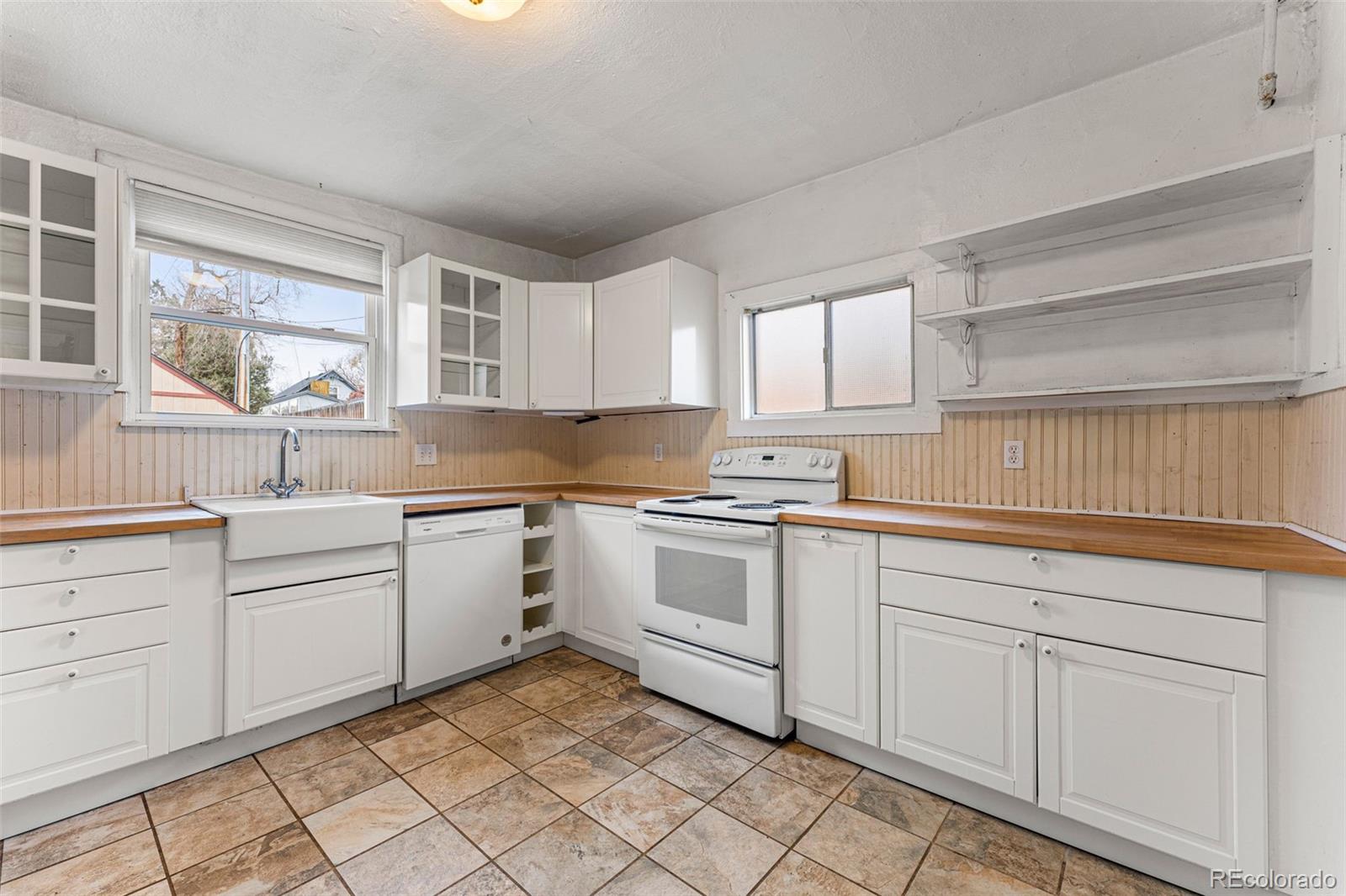 MLS Image #4 for 2515  ames street,edgewater, Colorado
