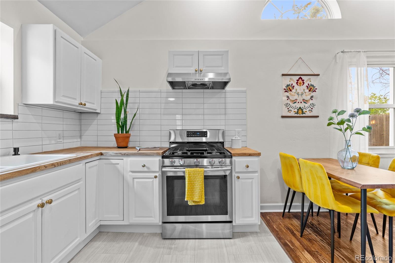 MLS Image #11 for 936  utica street,denver, Colorado