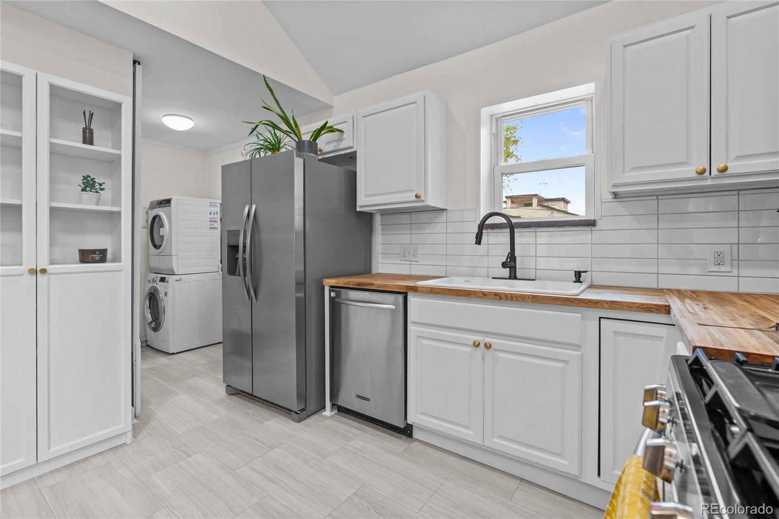MLS Image #12 for 936  utica street,denver, Colorado