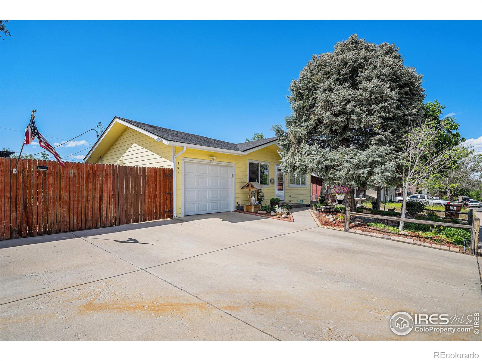 MLS Image #2 for 301 n 4th street,la salle, Colorado