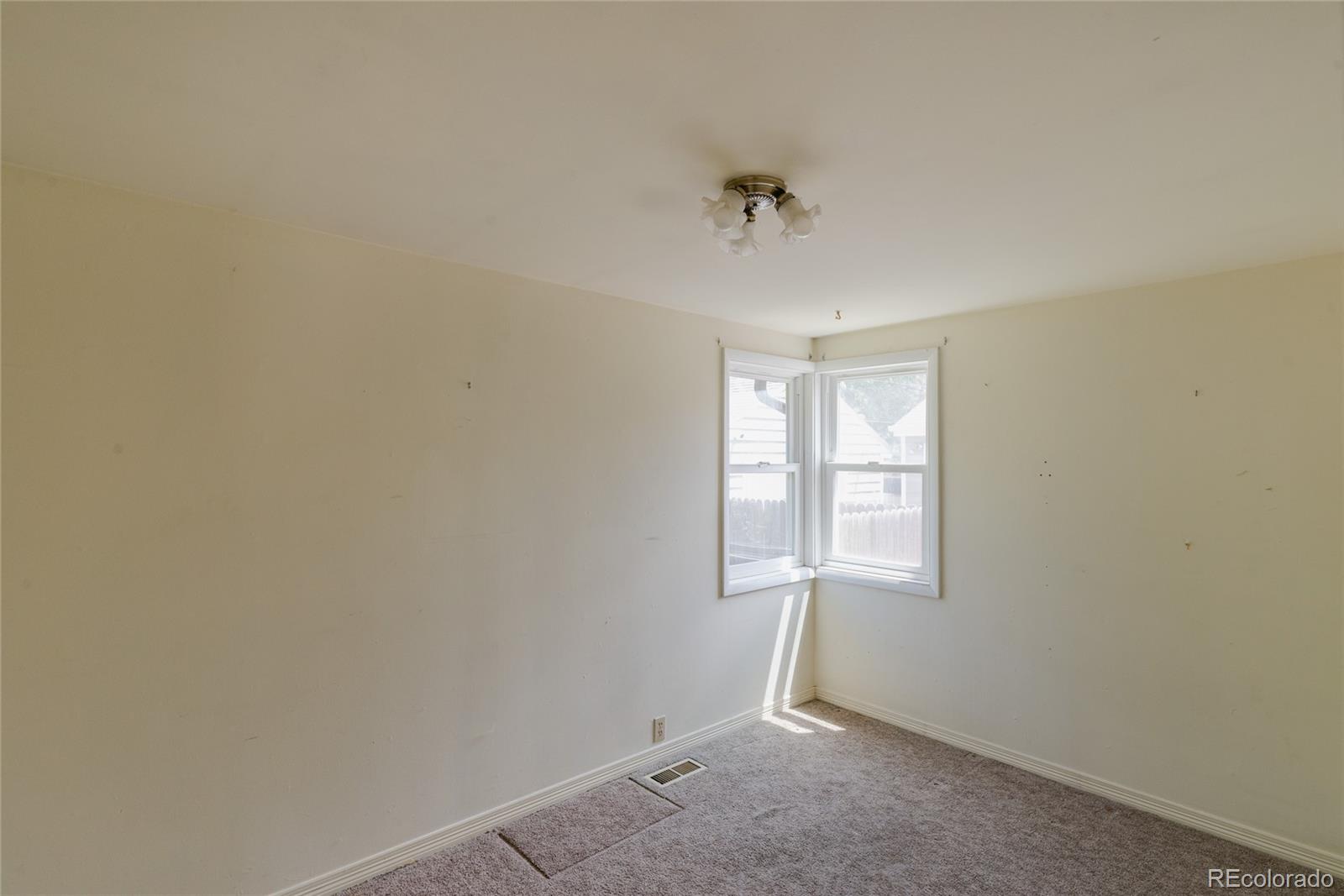 MLS Image #9 for 1540 s knox court,denver, Colorado