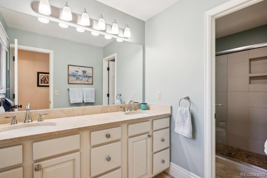MLS Image #33 for 5331 s geneva way,englewood, Colorado