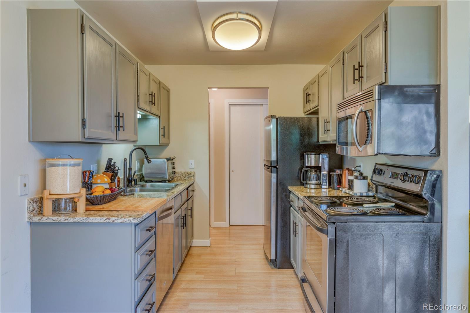 MLS Image #5 for 17595 e mansfield avenue,aurora, Colorado