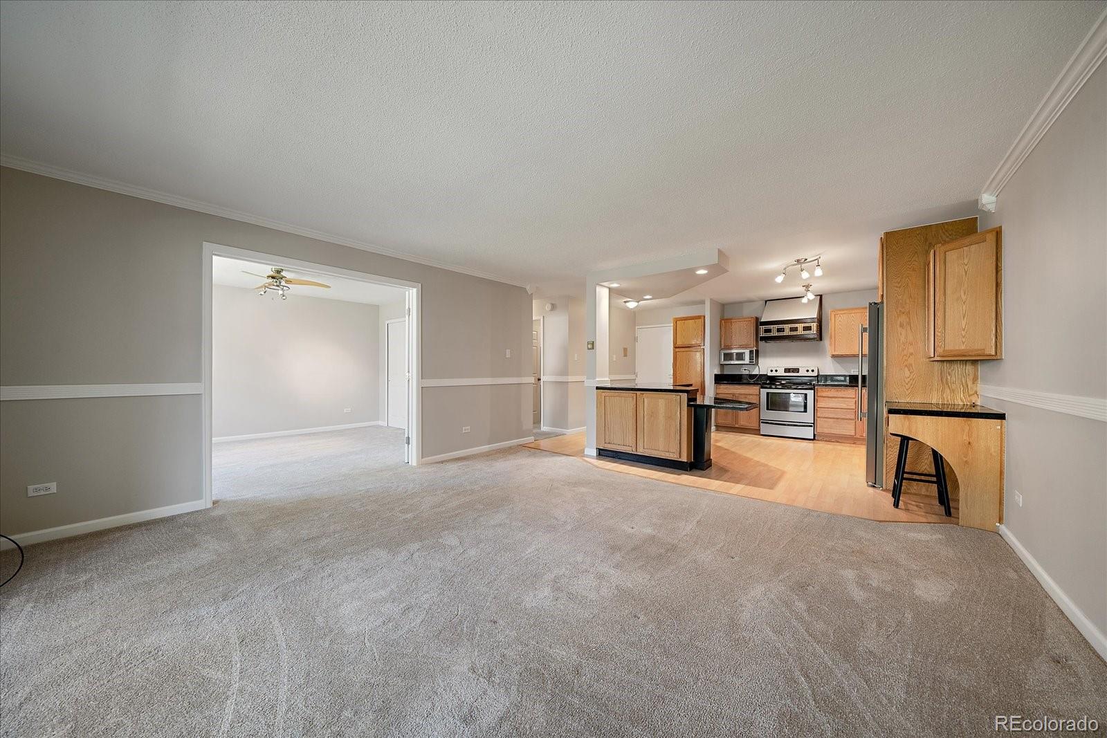 MLS Image #11 for 715 s alton way,denver, Colorado