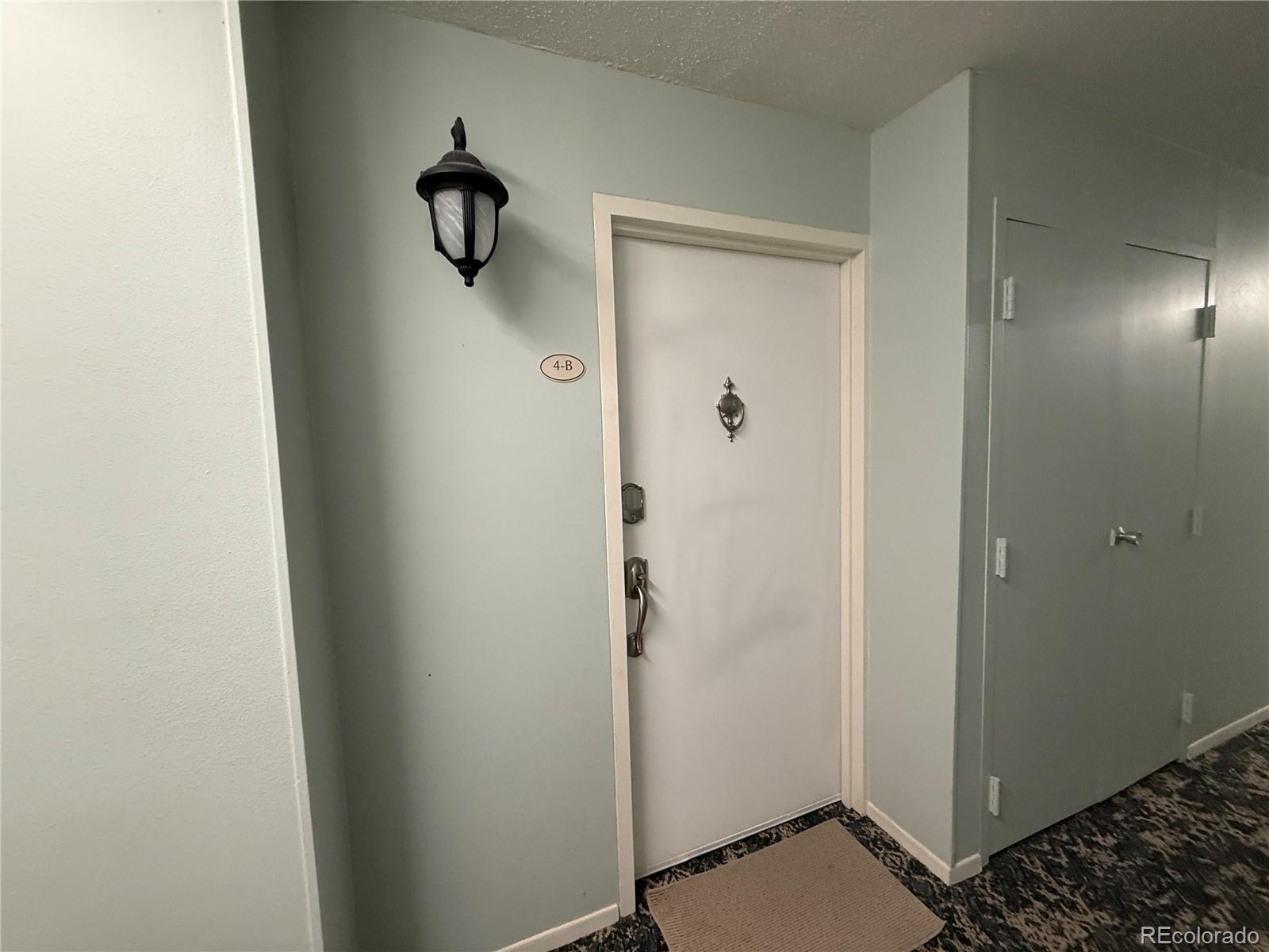 MLS Image #5 for 715 s alton way,denver, Colorado