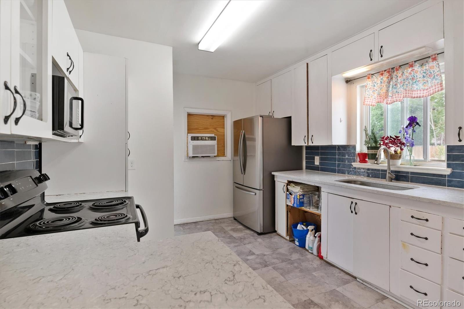 MLS Image #10 for 2196 w 56th avenue,denver, Colorado