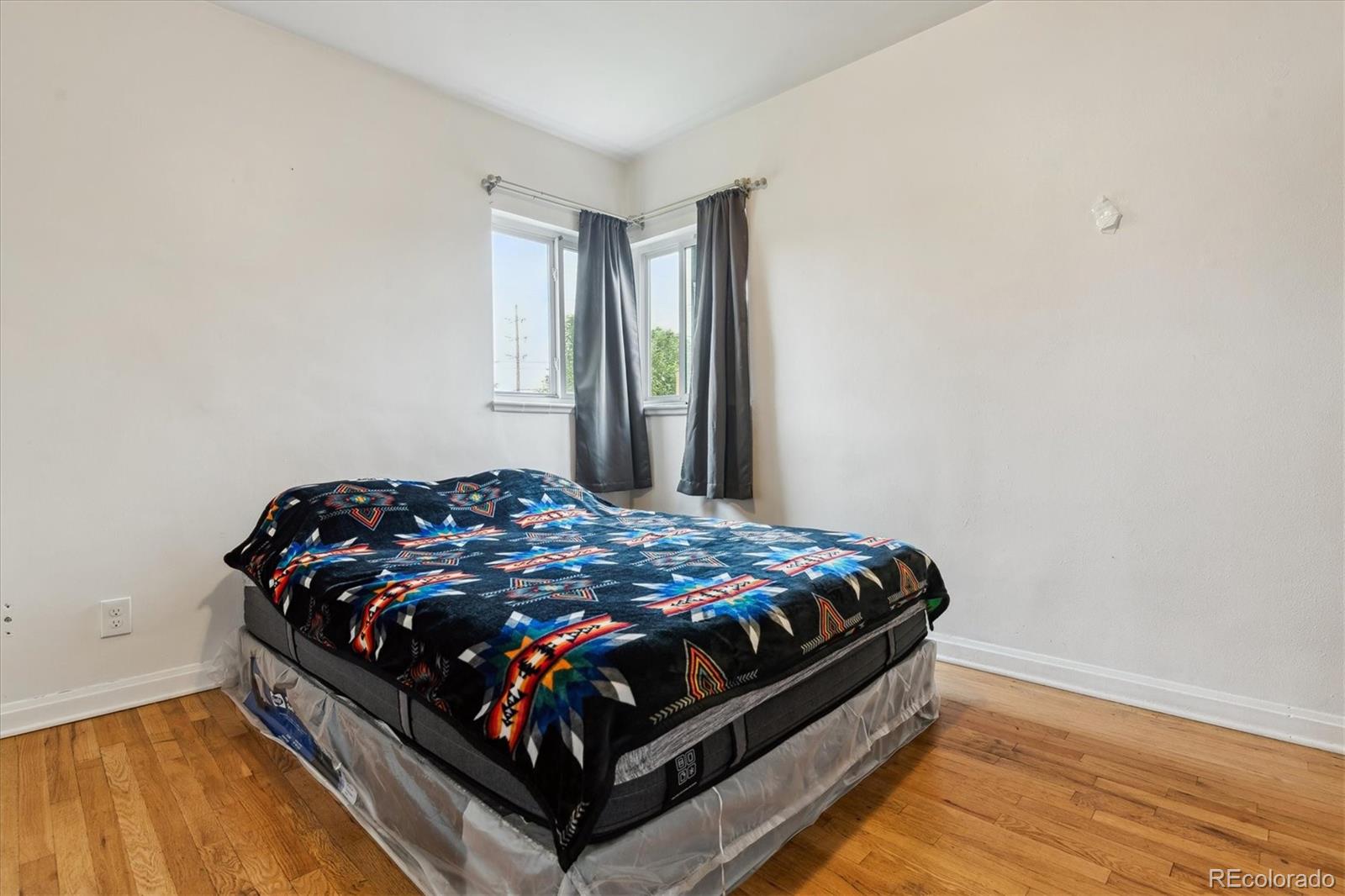 MLS Image #16 for 2196 w 56th avenue,denver, Colorado