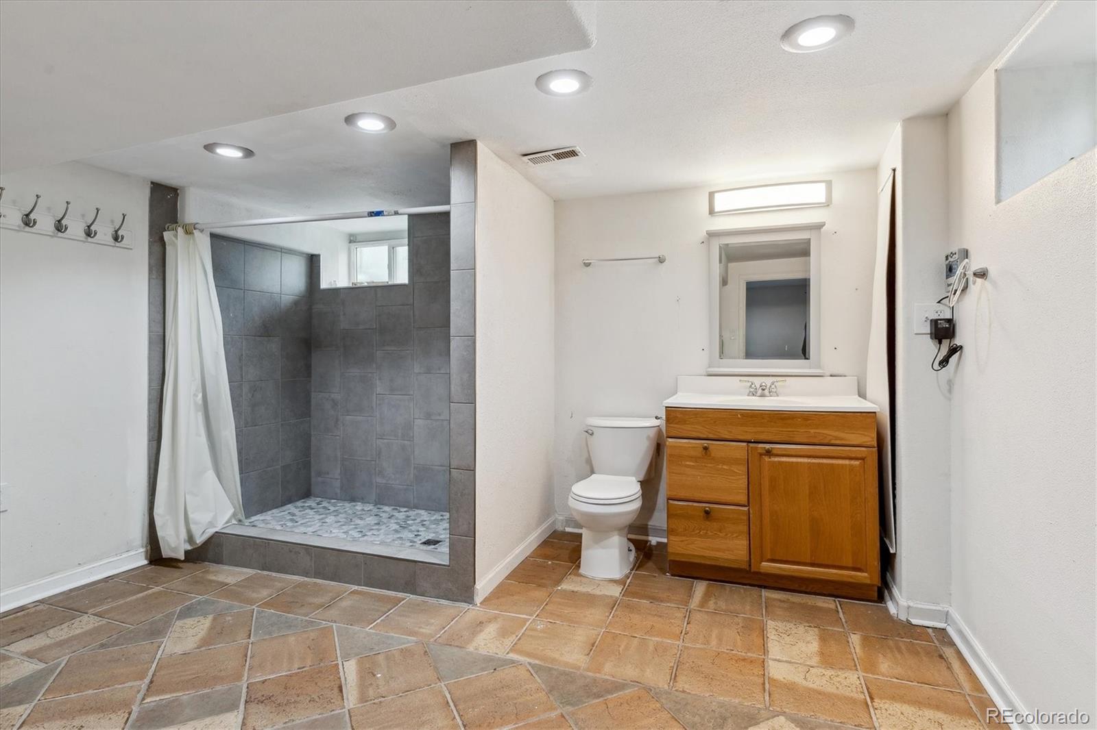 MLS Image #22 for 2196 w 56th avenue,denver, Colorado
