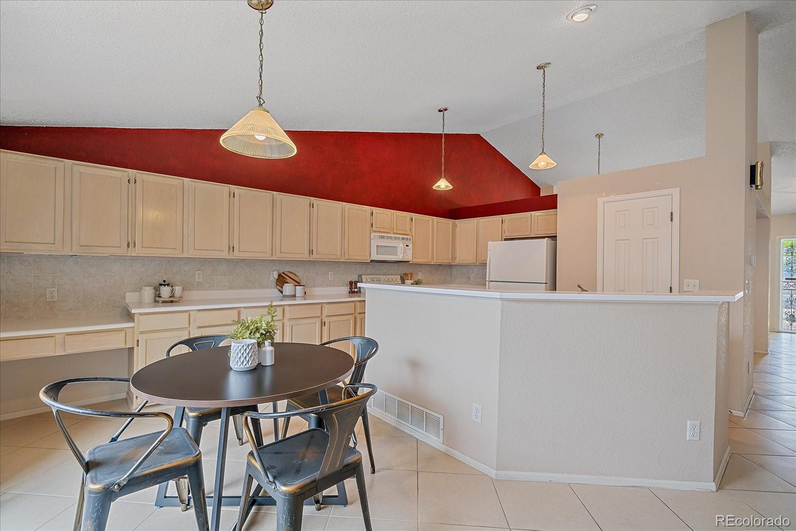 MLS Image #12 for 12229 w berry avenue,littleton, Colorado