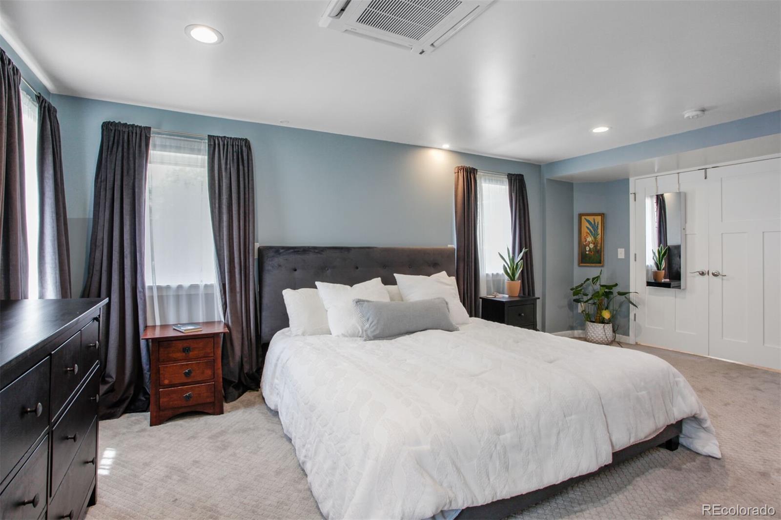 MLS Image #17 for 4570  irving street,denver, Colorado