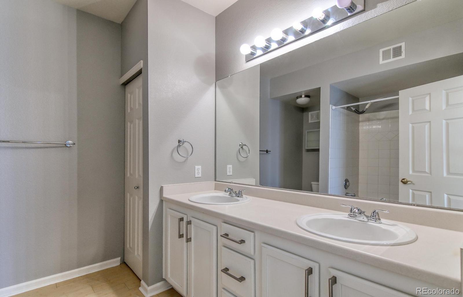 MLS Image #16 for 7440 s blackhawk street,englewood, Colorado