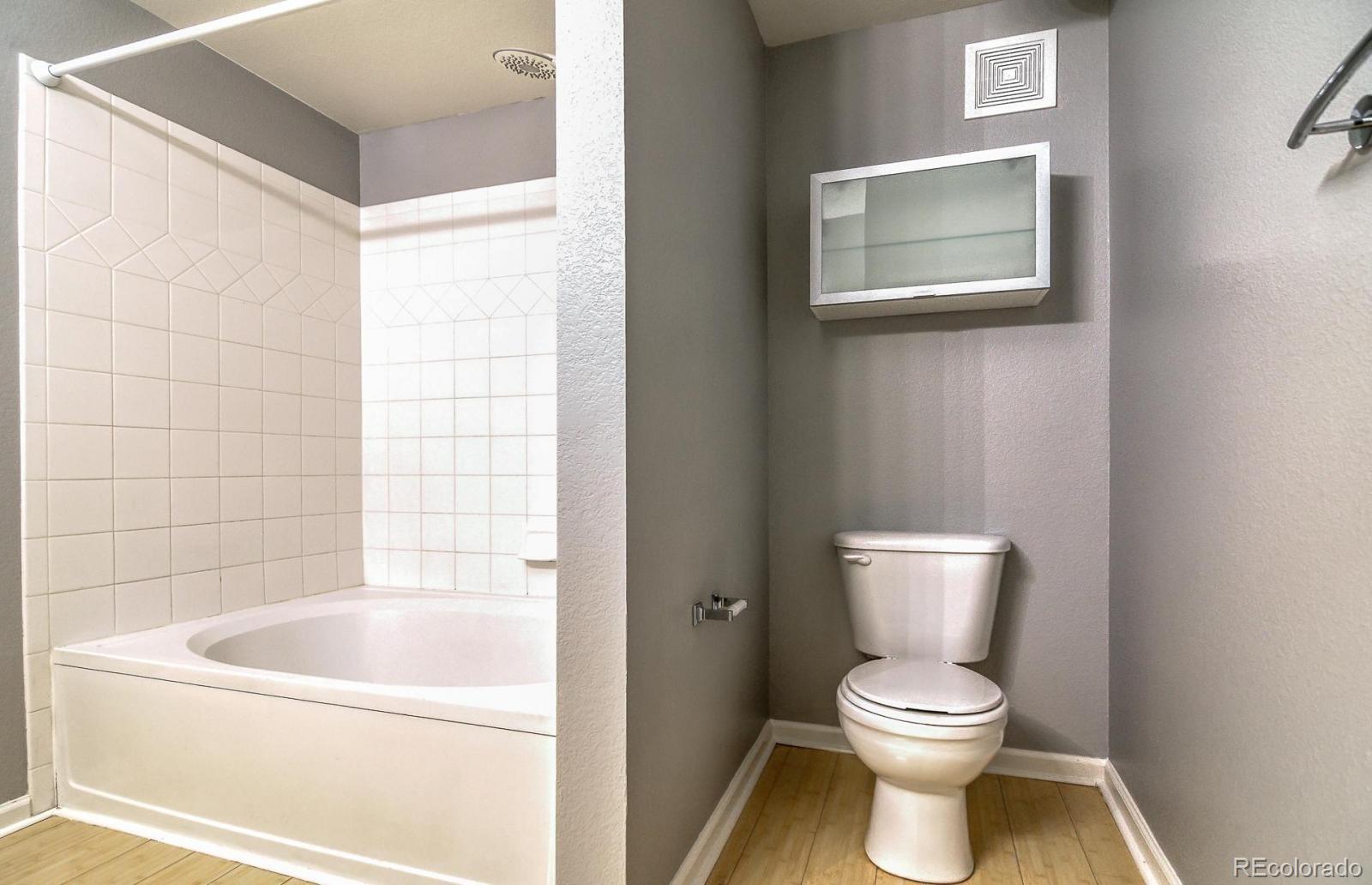 MLS Image #17 for 7440 s blackhawk street,englewood, Colorado