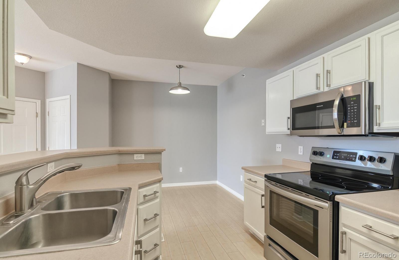 MLS Image #8 for 7440 s blackhawk street,englewood, Colorado