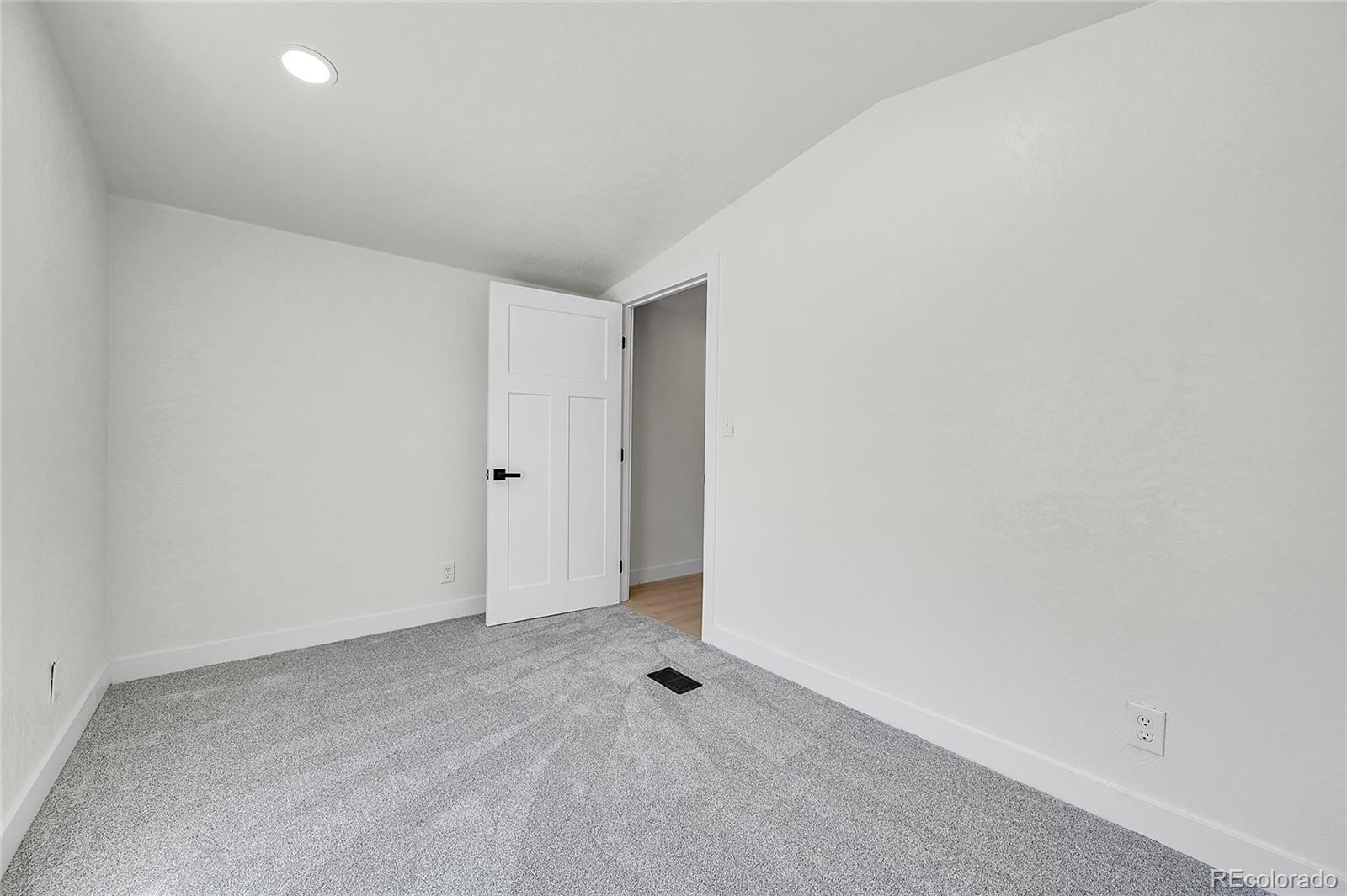 MLS Image #14 for 221  glen ayre street,dacono, Colorado
