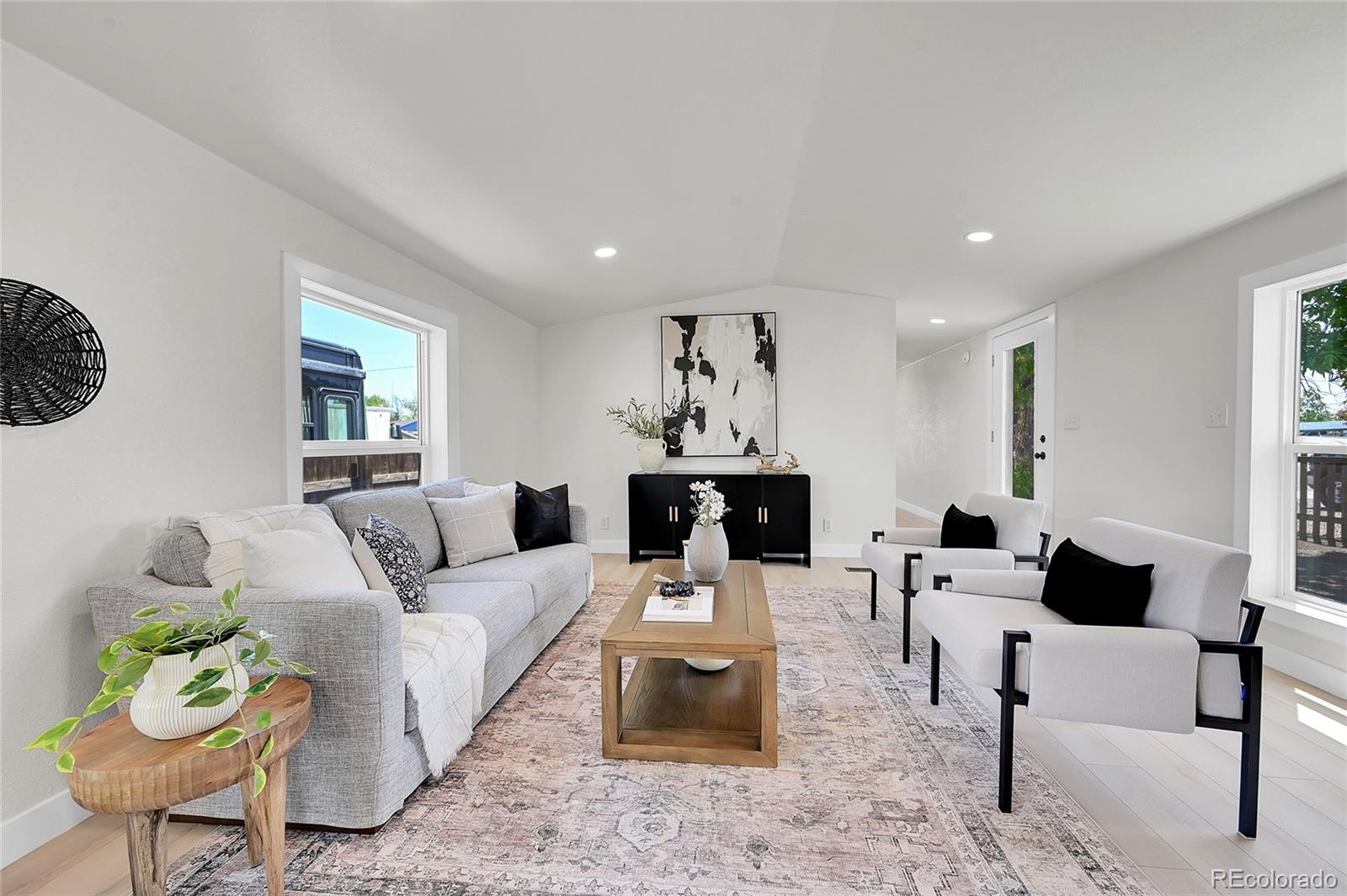 MLS Image #4 for 221  glen ayre street,dacono, Colorado
