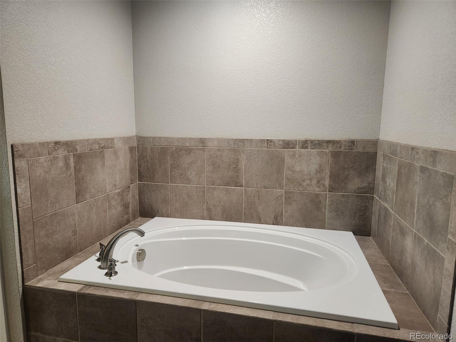 MLS Image #20 for 4902  brookfield drive,fort collins, Colorado