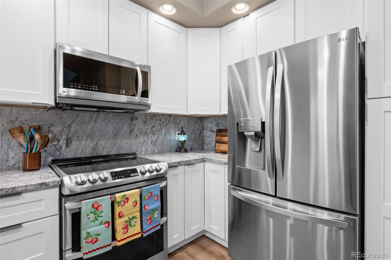 MLS Image #8 for 12919 w burgundy drive,littleton, Colorado