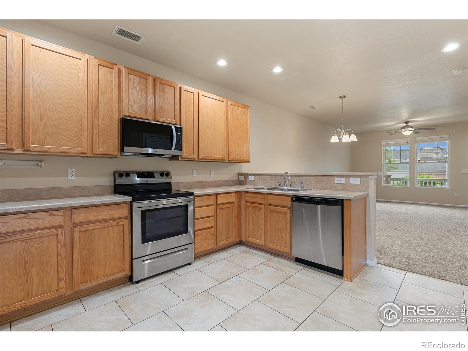 MLS Image #8 for 13624  garfield street,thornton, Colorado