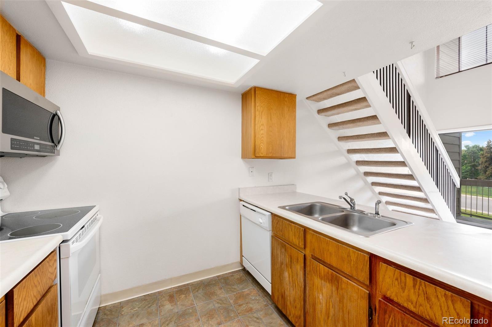 MLS Image #4 for 4896 s dudley street,littleton, Colorado