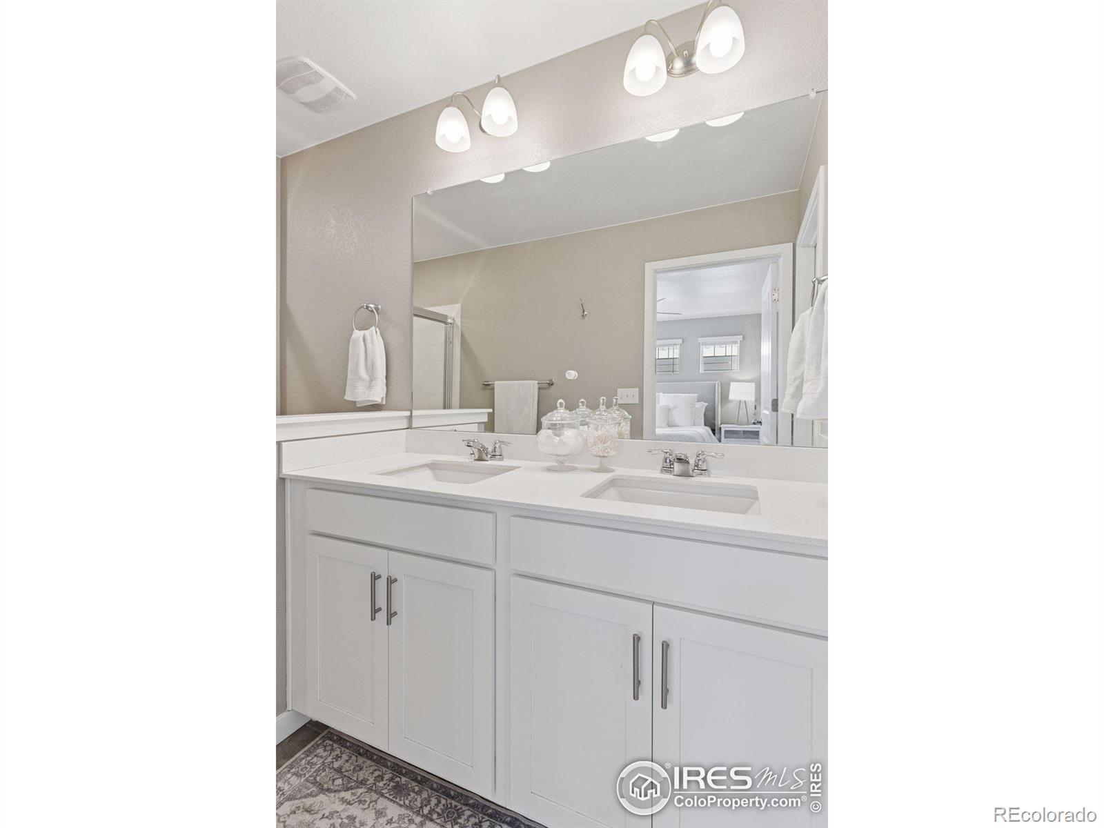 MLS Image #12 for 21823 e 8th avenue,aurora, Colorado
