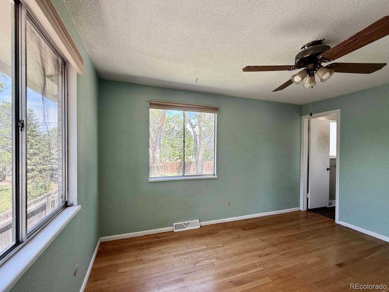 MLS Image #11 for 7195 e louisiana avenue,denver, Colorado