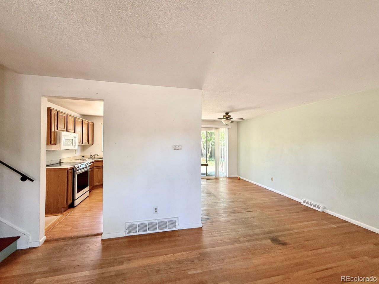 MLS Image #3 for 7195 e louisiana avenue,denver, Colorado