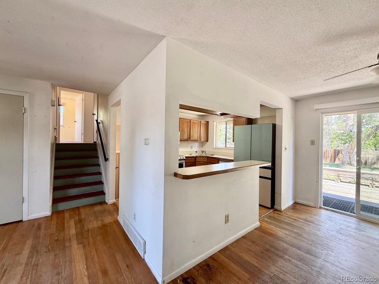 MLS Image #4 for 7195 e louisiana avenue,denver, Colorado