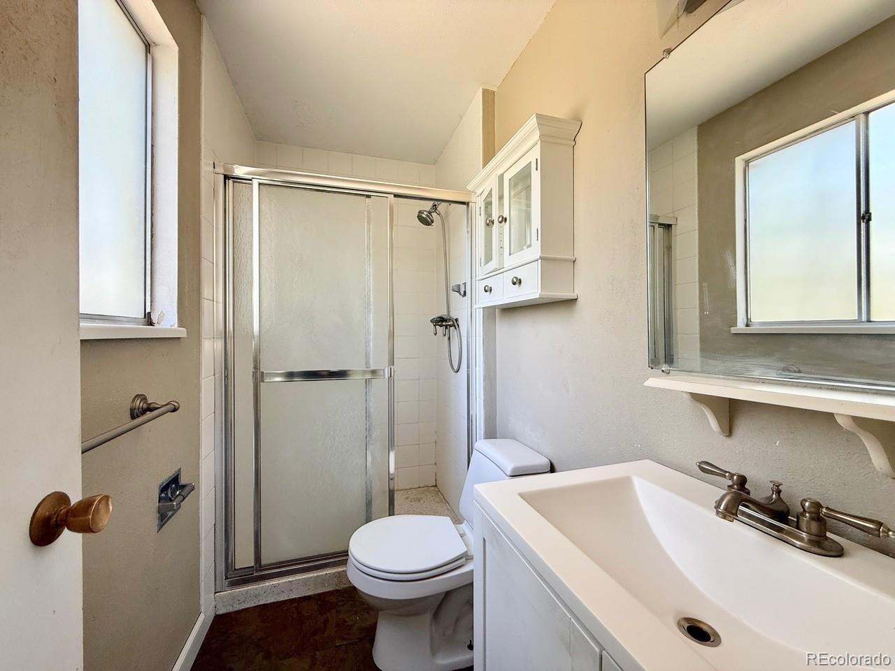 MLS Image #9 for 7195 e louisiana avenue,denver, Colorado