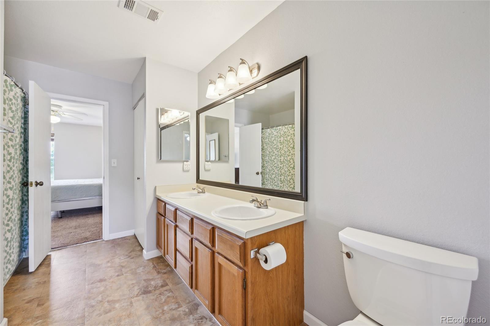 MLS Image #18 for 7474 e arkansas avenue,denver, Colorado