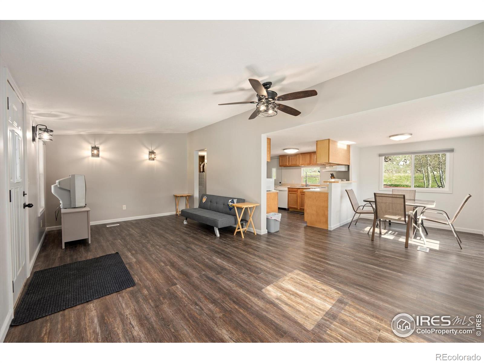 MLS Image #5 for 50  meadow lane,bellvue, Colorado