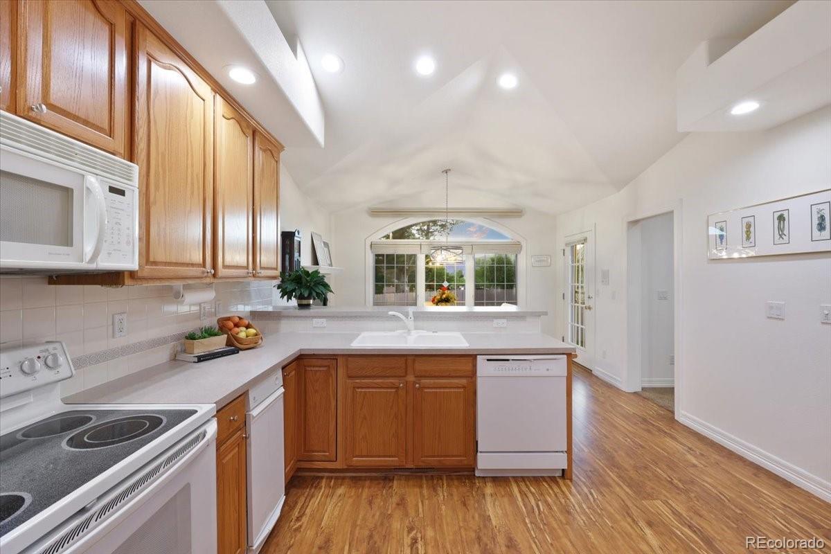 MLS Image #9 for 2566  marston heights,colorado springs, Colorado