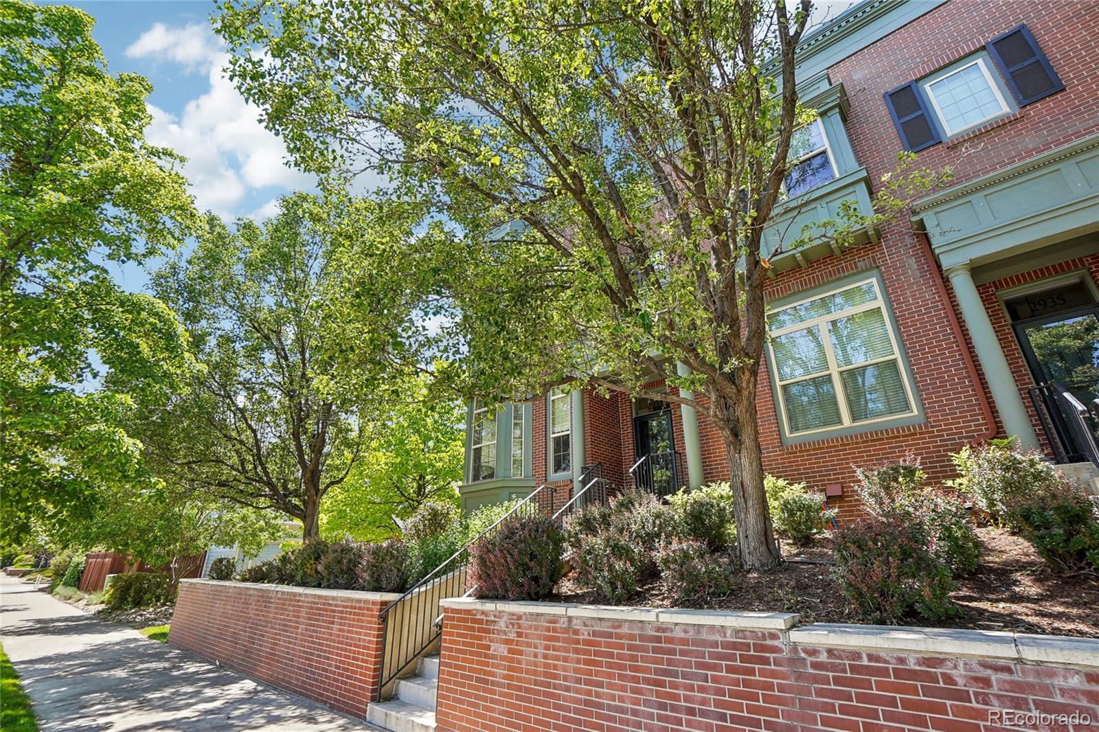 CMA Image for 2933  Central Park Boulevard,Denver, Colorado