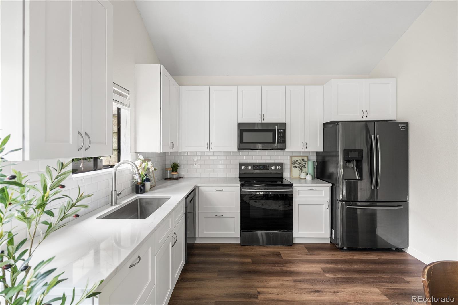 MLS Image #11 for 5991 w 68th avenue,arvada, Colorado