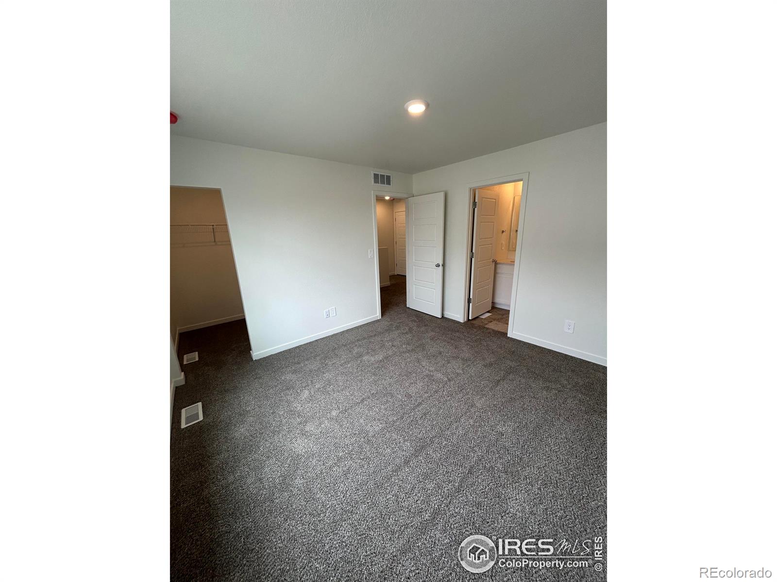 MLS Image #14 for 420  condor way,johnstown, Colorado