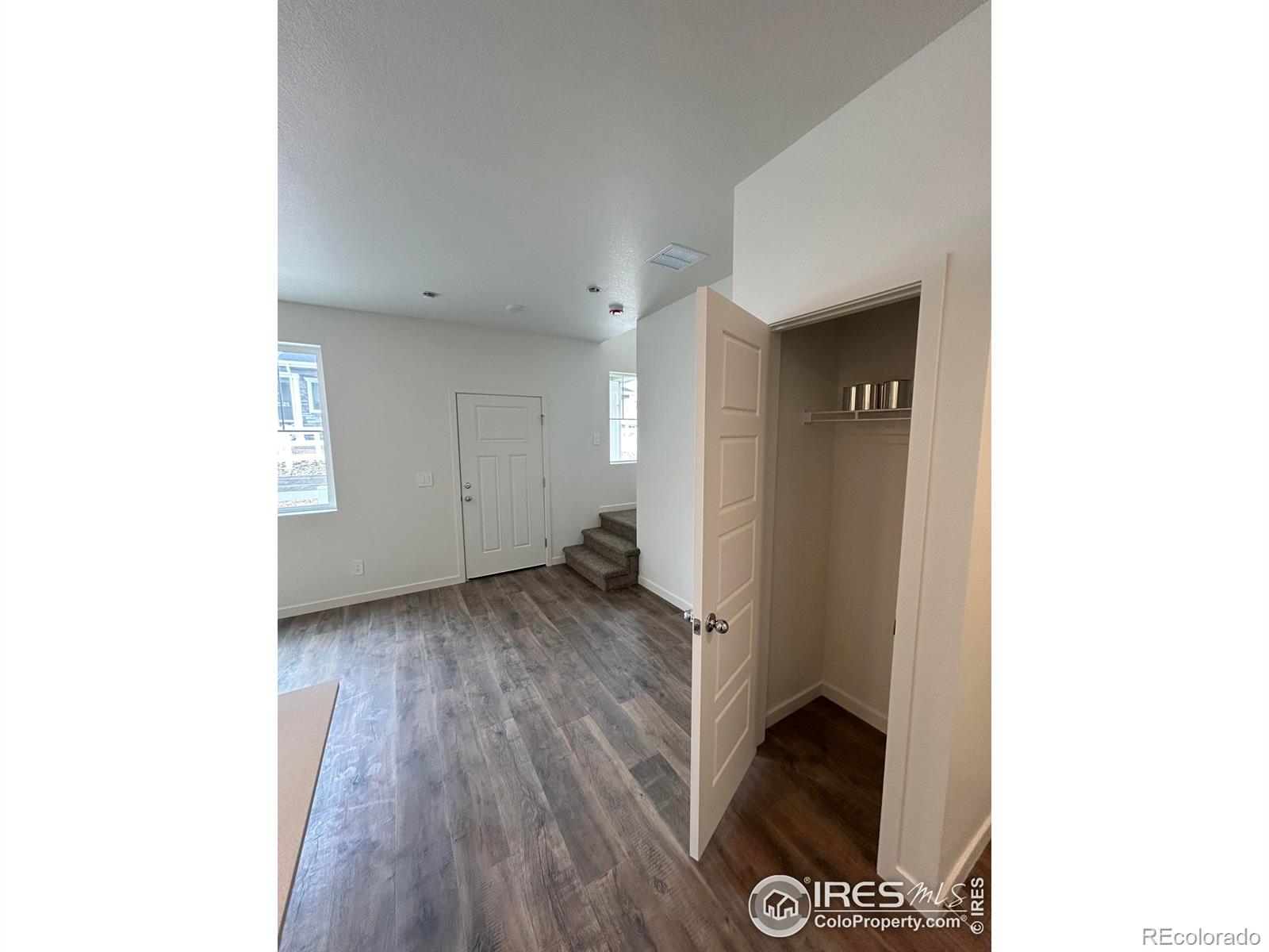 MLS Image #4 for 420  condor way,johnstown, Colorado