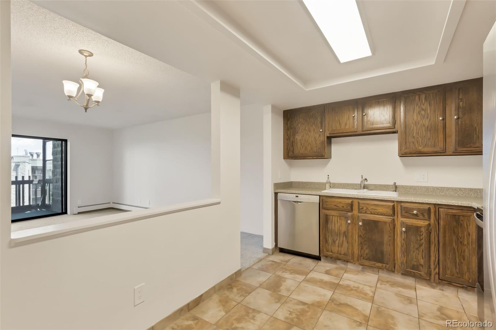 MLS Image #10 for 14001 e marina drive 606,aurora, Colorado