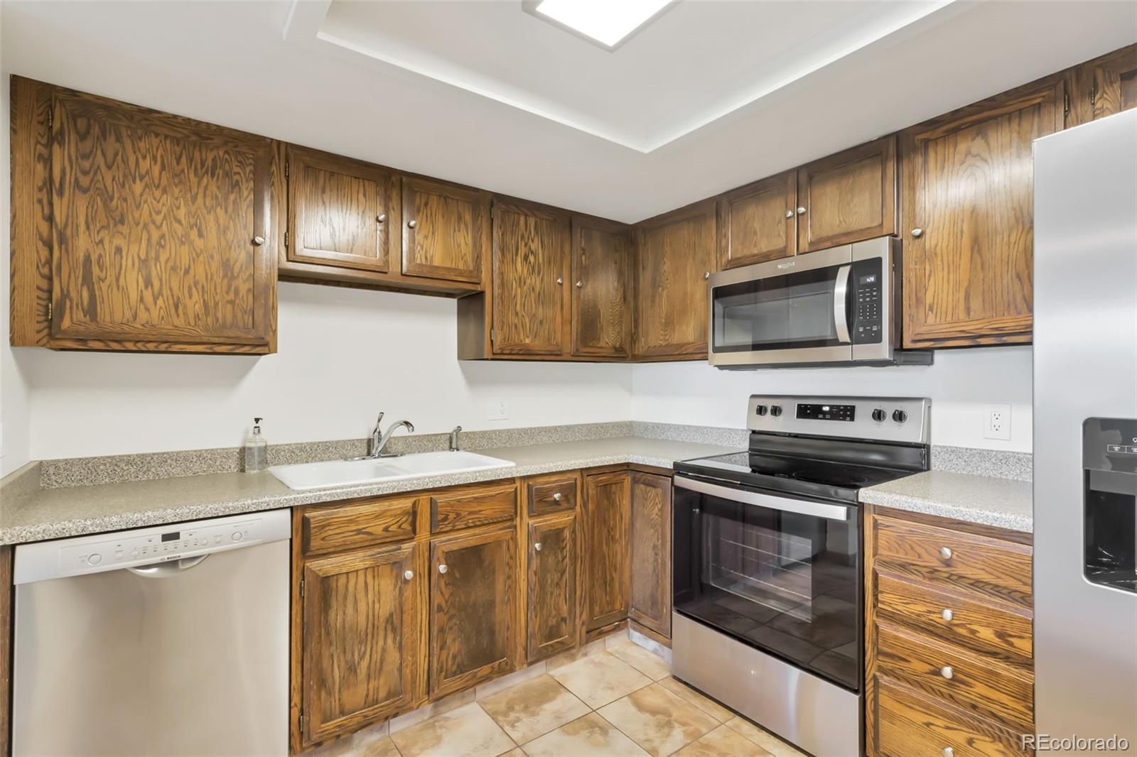 MLS Image #4 for 14001 e marina drive 606,aurora, Colorado