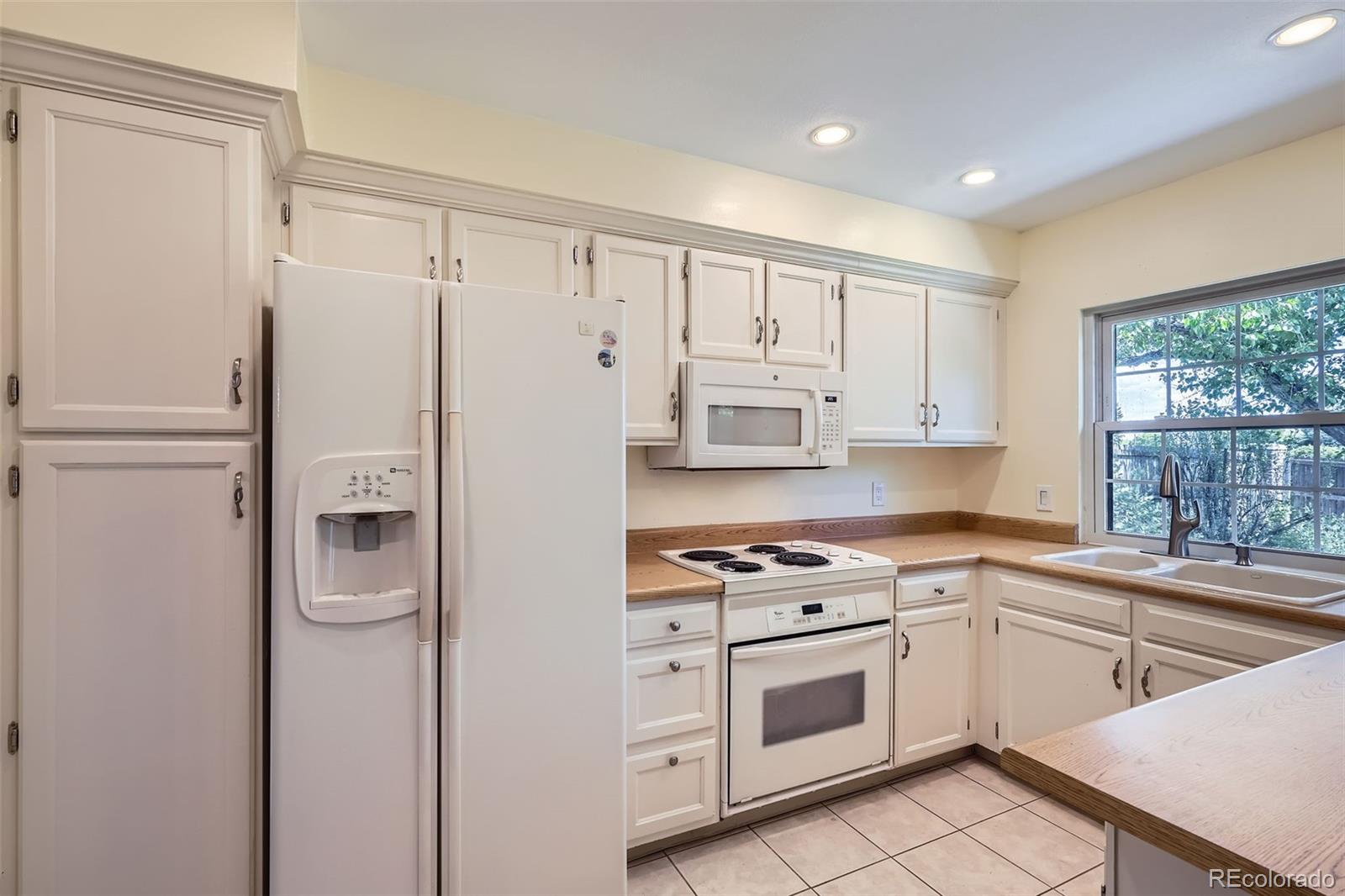 MLS Image #8 for 8144 w 81st drive,arvada, Colorado