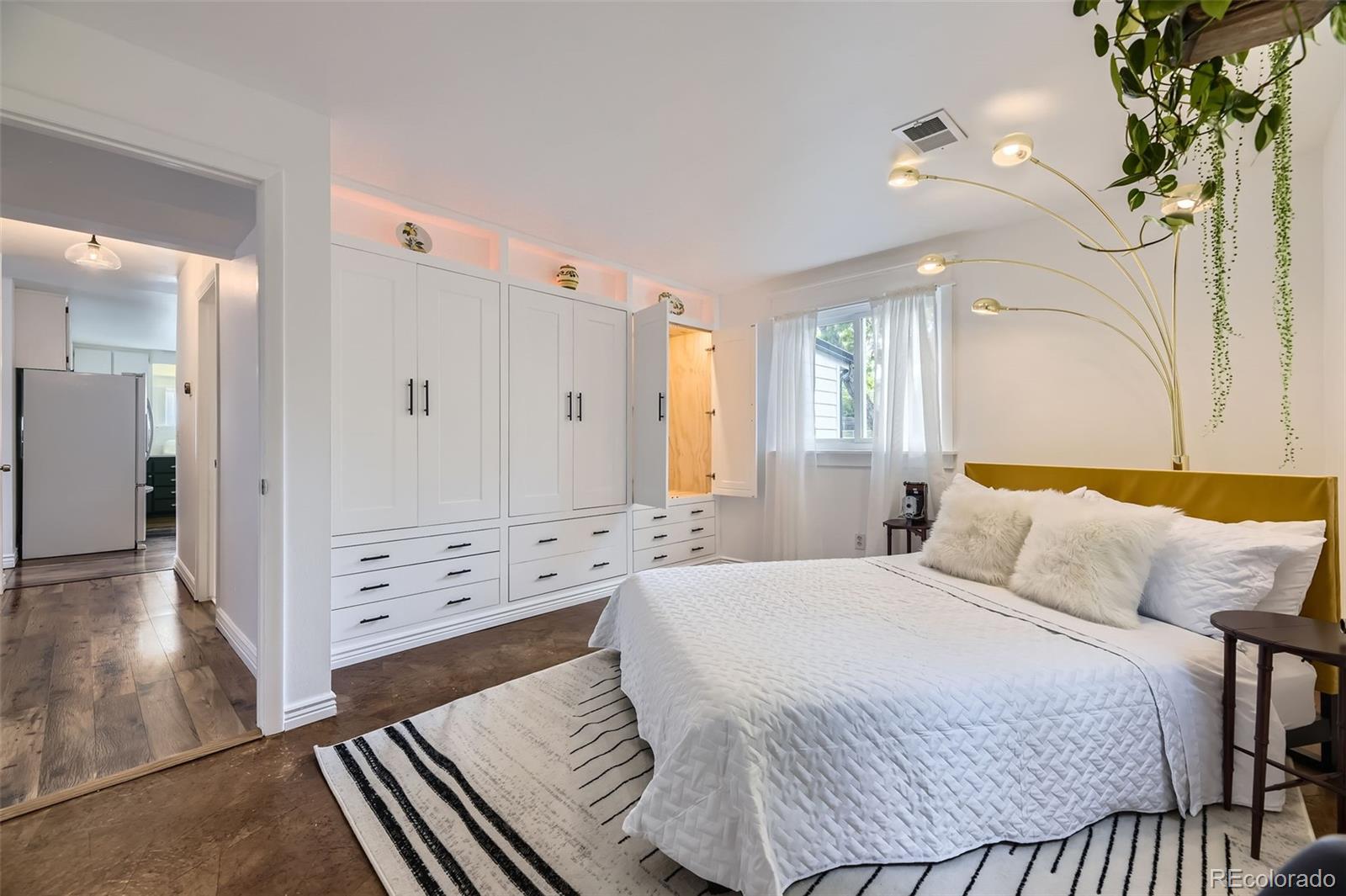 MLS Image #16 for 947 s yates street,denver, Colorado