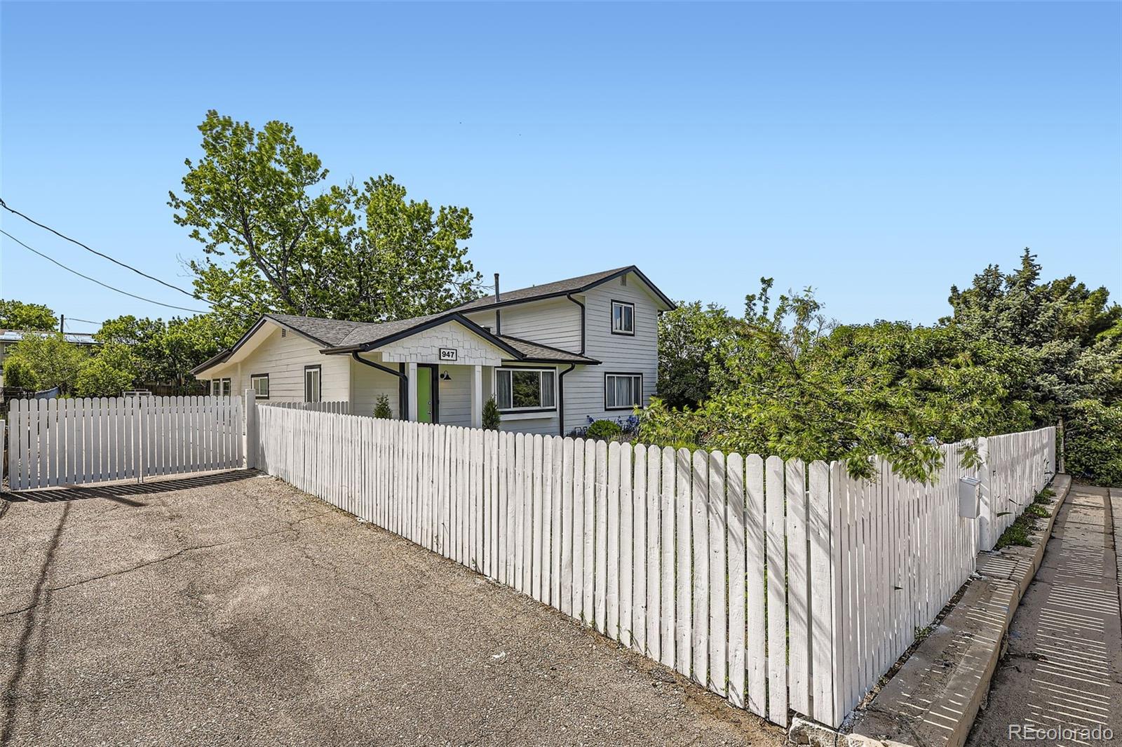 MLS Image #2 for 947 s yates street,denver, Colorado