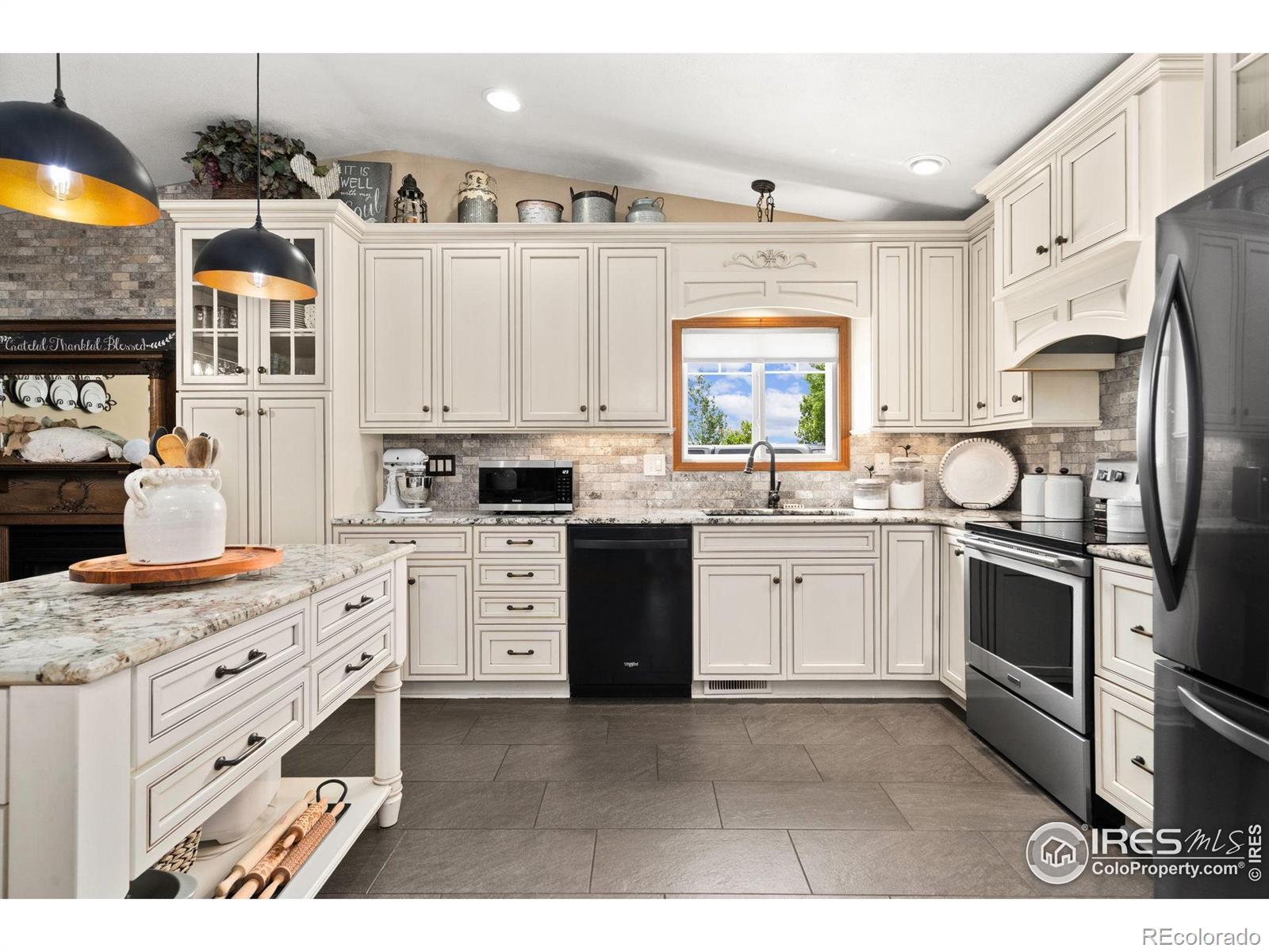 MLS Image #2 for 1738 s estrella avenue,loveland, Colorado
