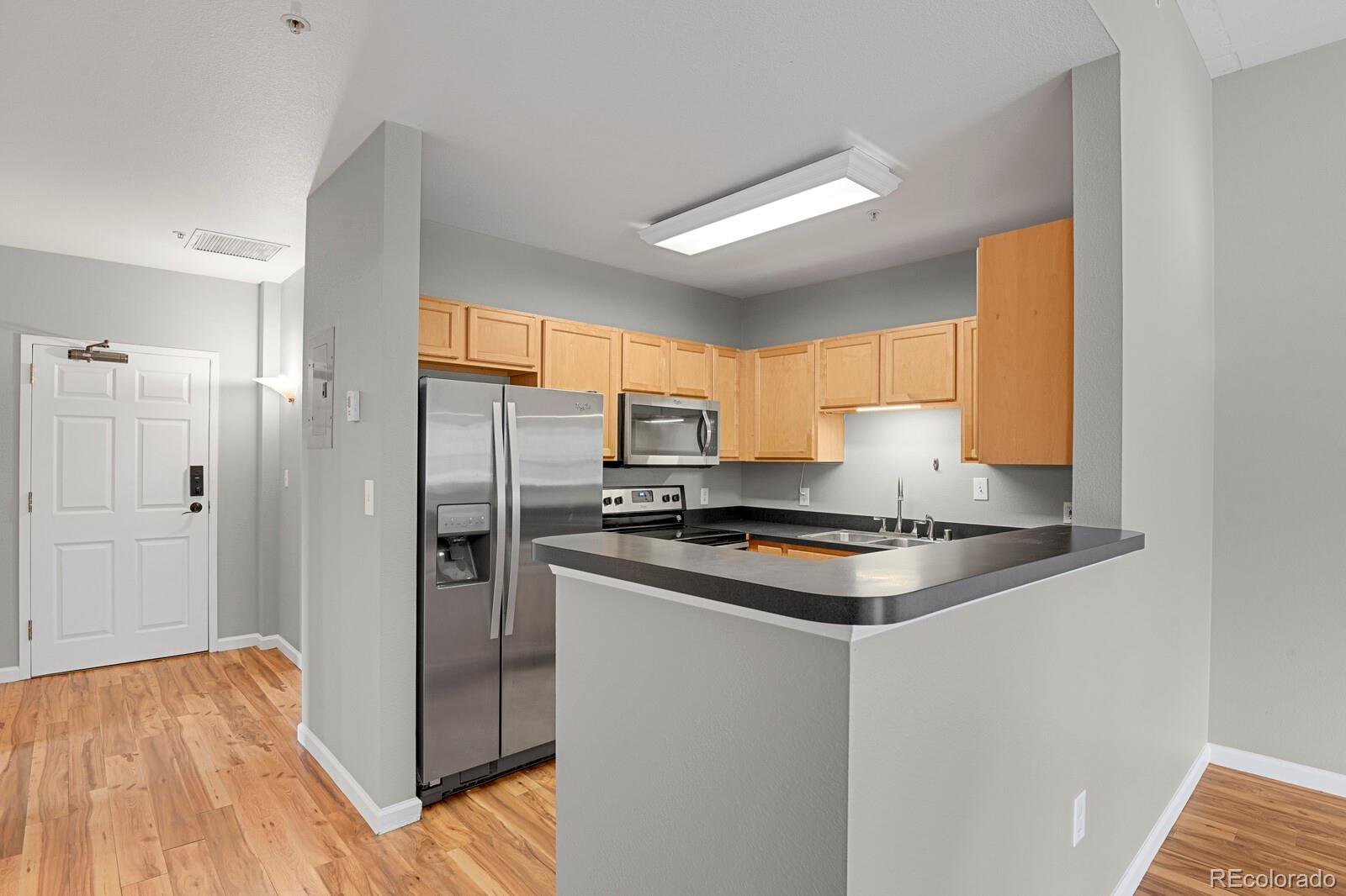 MLS Image #5 for 1780 n washington street,denver, Colorado